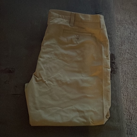 BNWT! Mens khaki pants - Picture 4 of 5